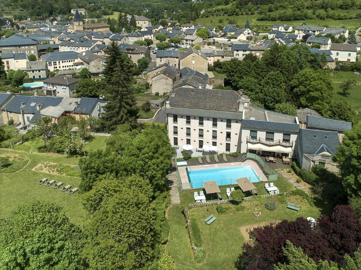 Logis Hotel Restaurant Le Mont Aigoual Meyrueis Eksteriør billede