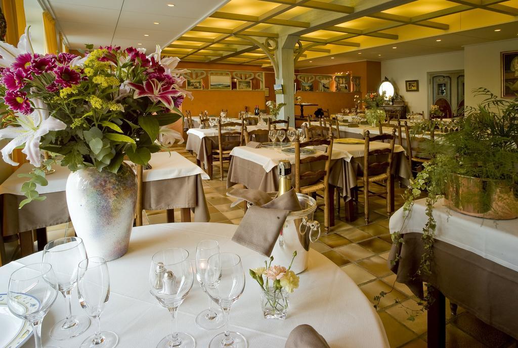 Logis Hotel Restaurant Le Mont Aigoual Meyrueis Eksteriør billede