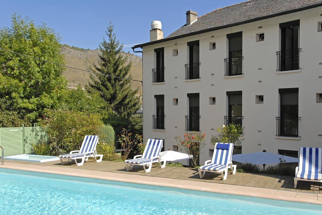 Logis Hotel Restaurant Le Mont Aigoual Meyrueis Eksteriør billede