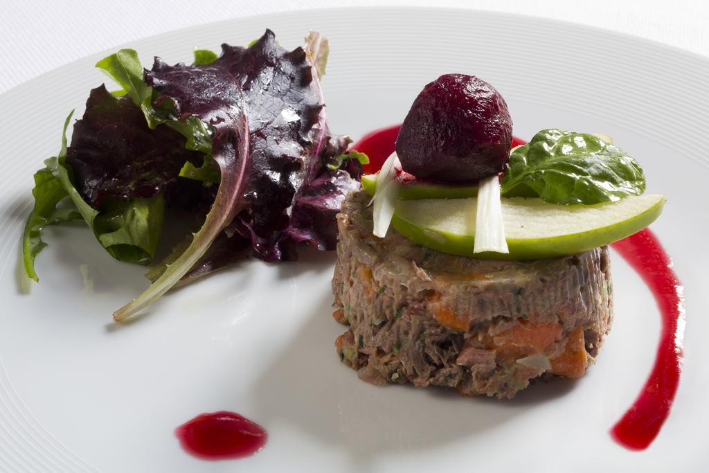 Logis Hotel Restaurant Le Mont Aigoual Meyrueis Eksteriør billede
