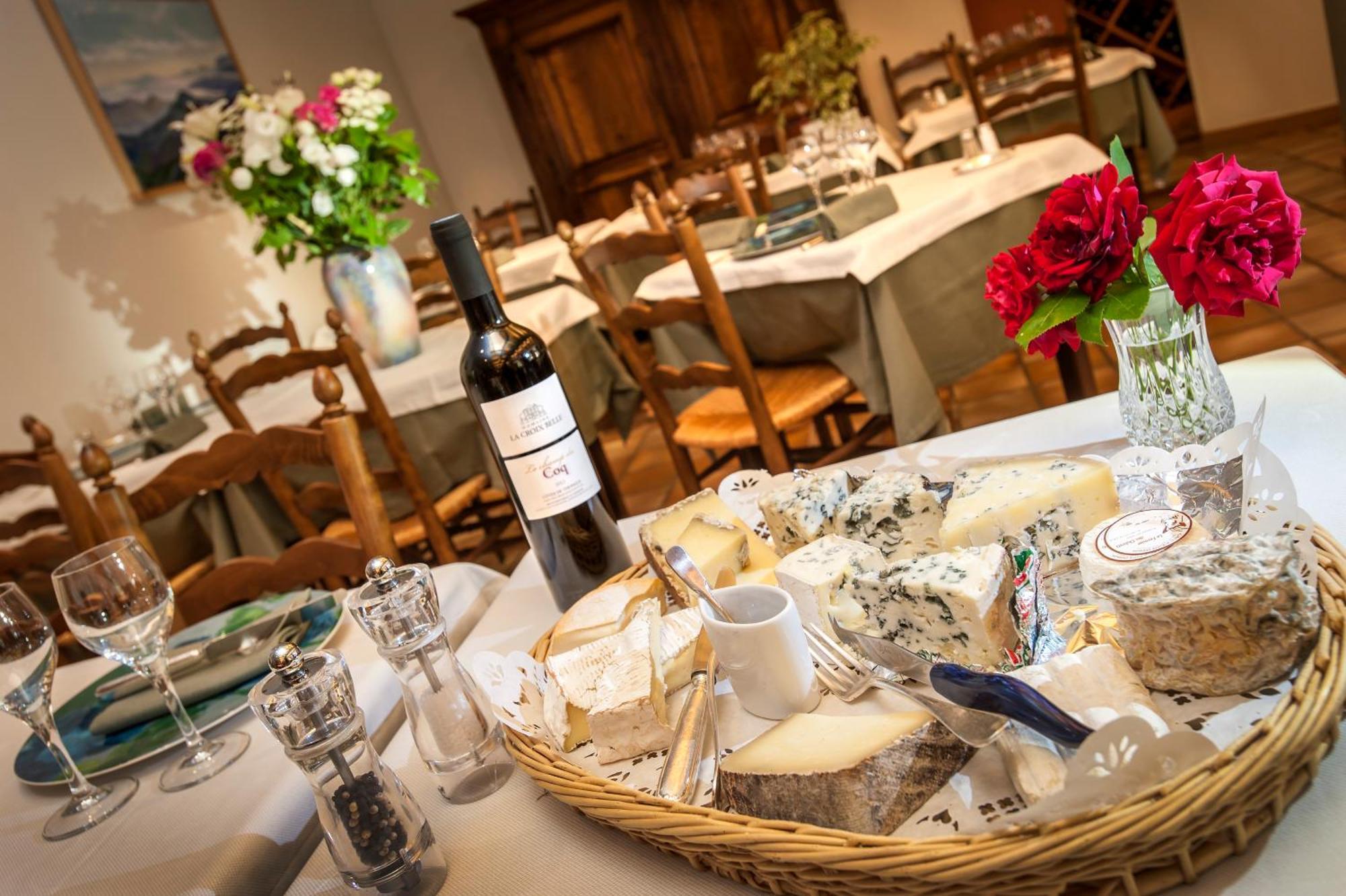Logis Hotel Restaurant Le Mont Aigoual Meyrueis Eksteriør billede