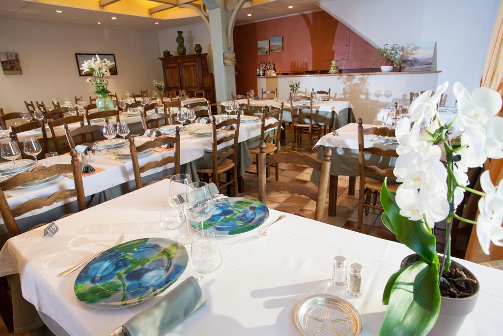 Logis Hotel Restaurant Le Mont Aigoual Meyrueis Eksteriør billede