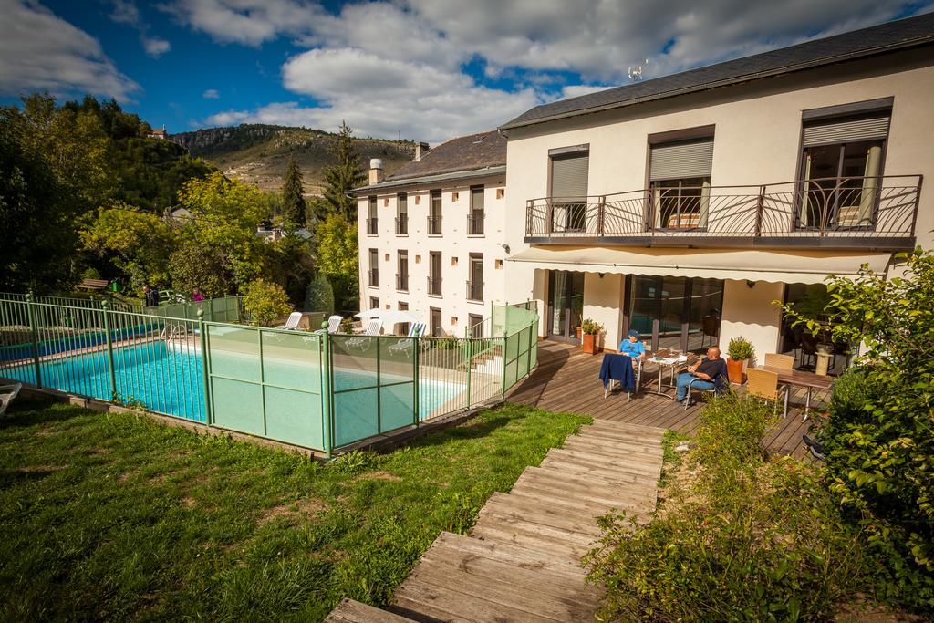 Logis Hotel Restaurant Le Mont Aigoual Meyrueis Eksteriør billede