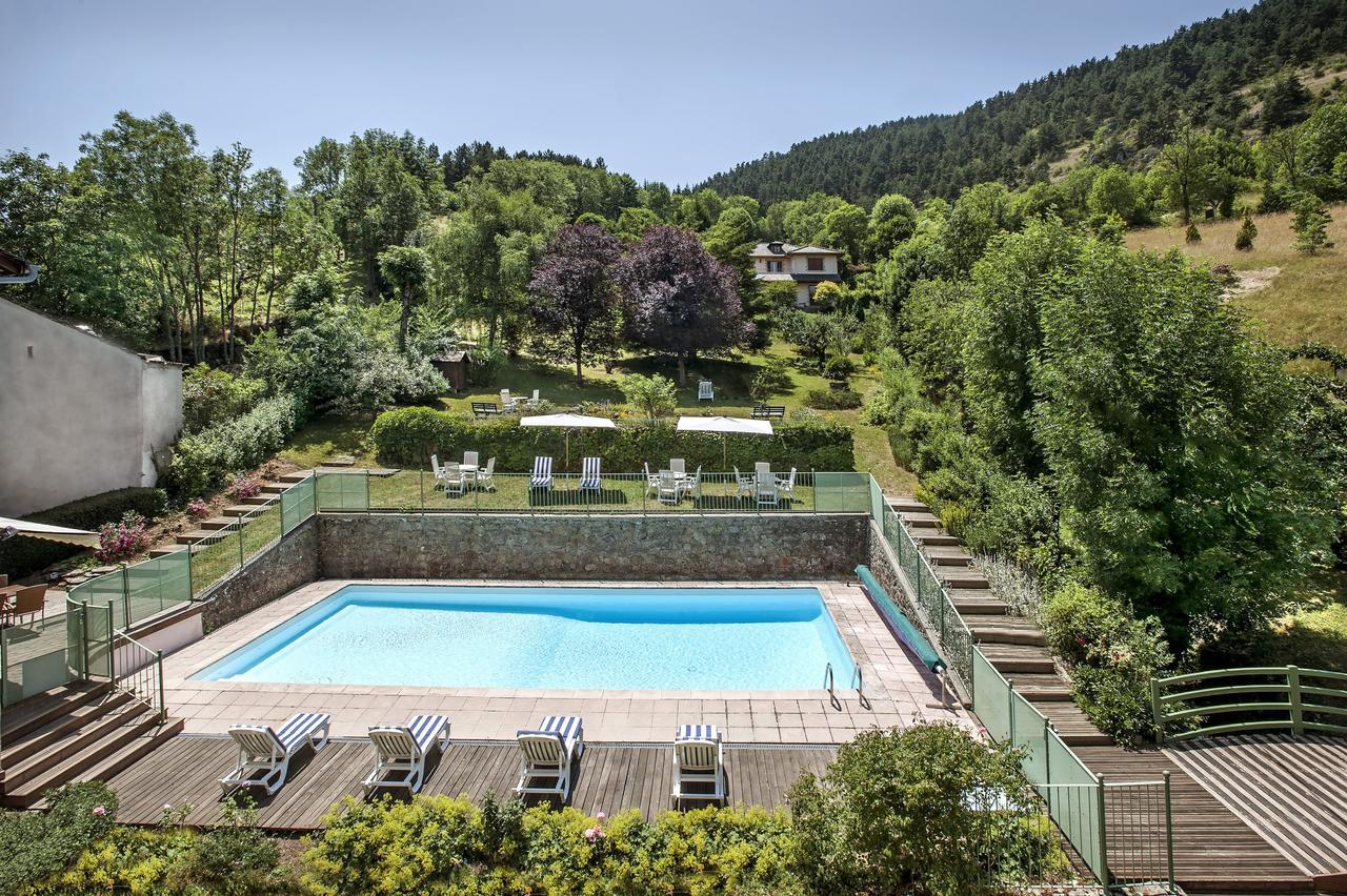 Logis Hotel Restaurant Le Mont Aigoual Meyrueis Eksteriør billede