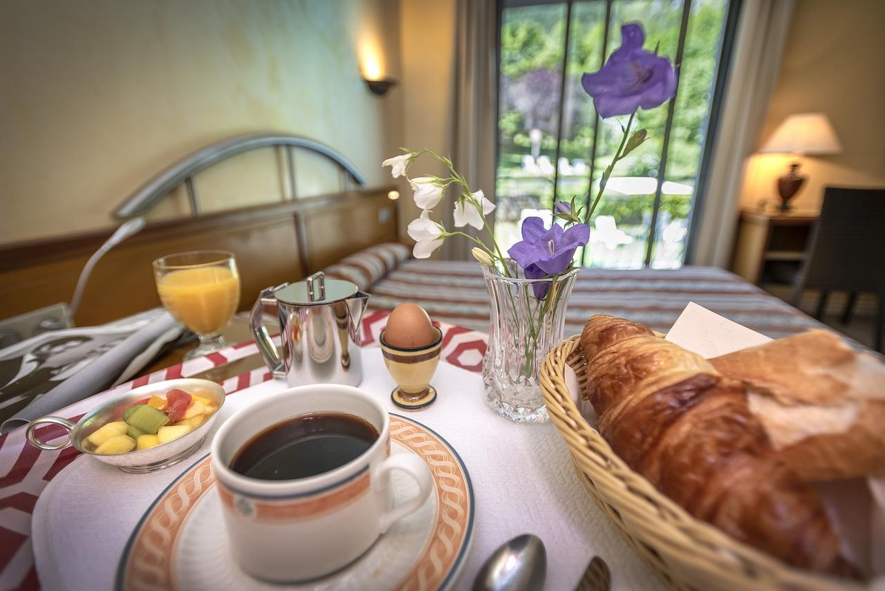 Logis Hotel Restaurant Le Mont Aigoual Meyrueis Eksteriør billede