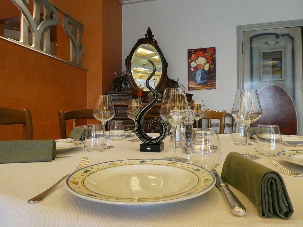 Logis Hotel Restaurant Le Mont Aigoual Meyrueis Eksteriør billede